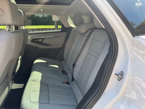 Used 2020 Land Rover Range Rover Evoque S image 15