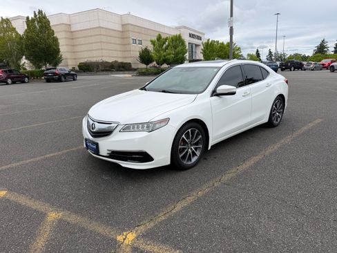 Used 2015 Acura TLX V6 SH-AWD w/ Technology Pkg image 4