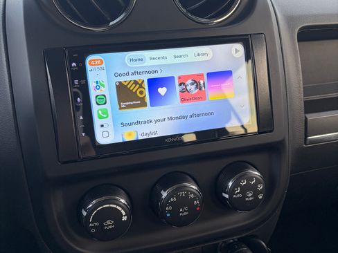 Used 2014 Jeep Patriot Limited image 6