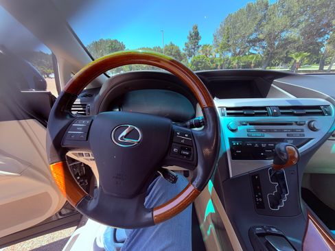 Used 2012 Lexus RX 450h FWD w/ Premium Pkg image 11