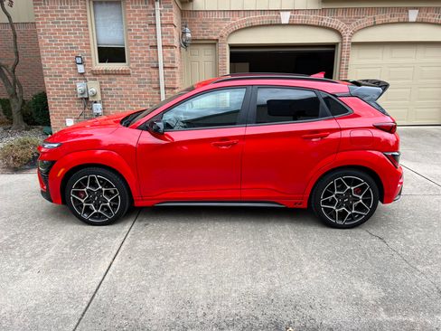 Used 2023 Hyundai Kona N image 2