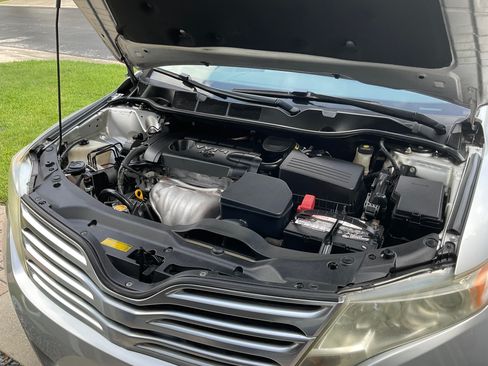 Used 2011 Toyota Venza FWD image 8