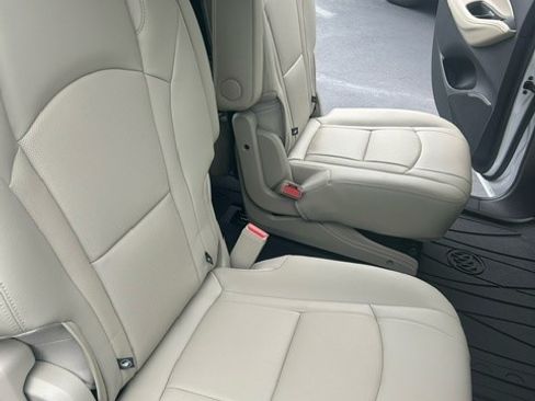 Used 2020 Buick Enclave Premium w/ Sun and Sites Package image 14