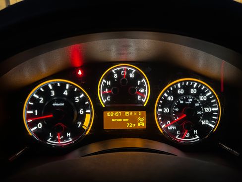 Used 2013 Nissan Armada Platinum image 11