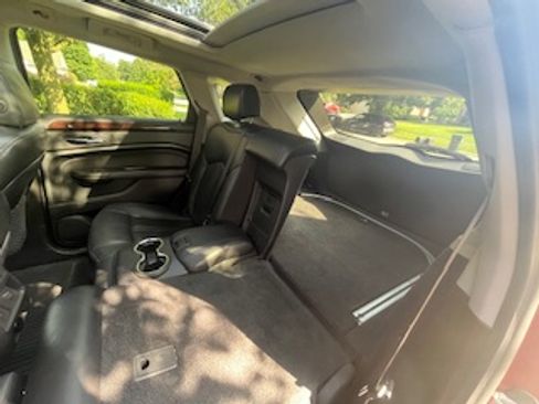 Used 2012 Cadillac SRX Luxury AWD/4WD image 22