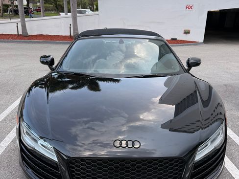 Used 2014 Audi R8 V10 AWD/4WD image 2