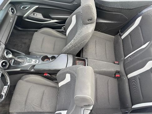 Used 2018 Chevrolet Camaro SS image 9