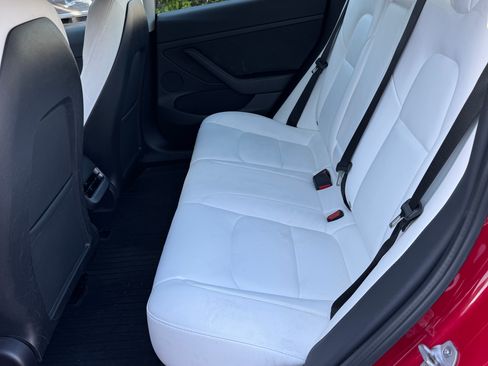 Used 2023 Tesla Model 3 Performance image 10