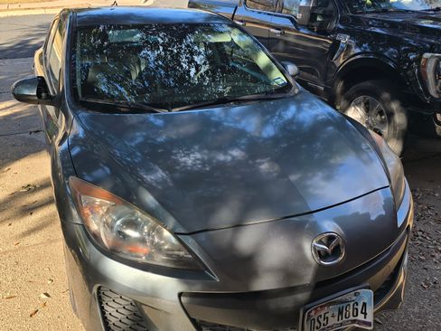 Used 2012 MAZDA MAZDA3 i Touring image 8