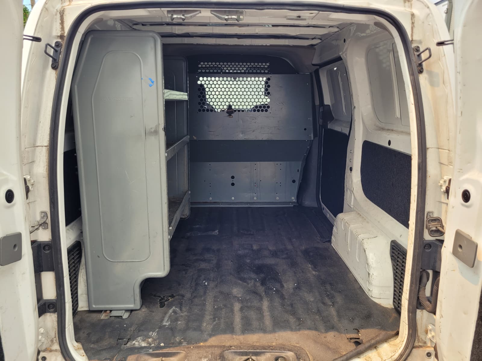 Used 2015 Nissan NV200 SV w/ Technology Package FWD image 14