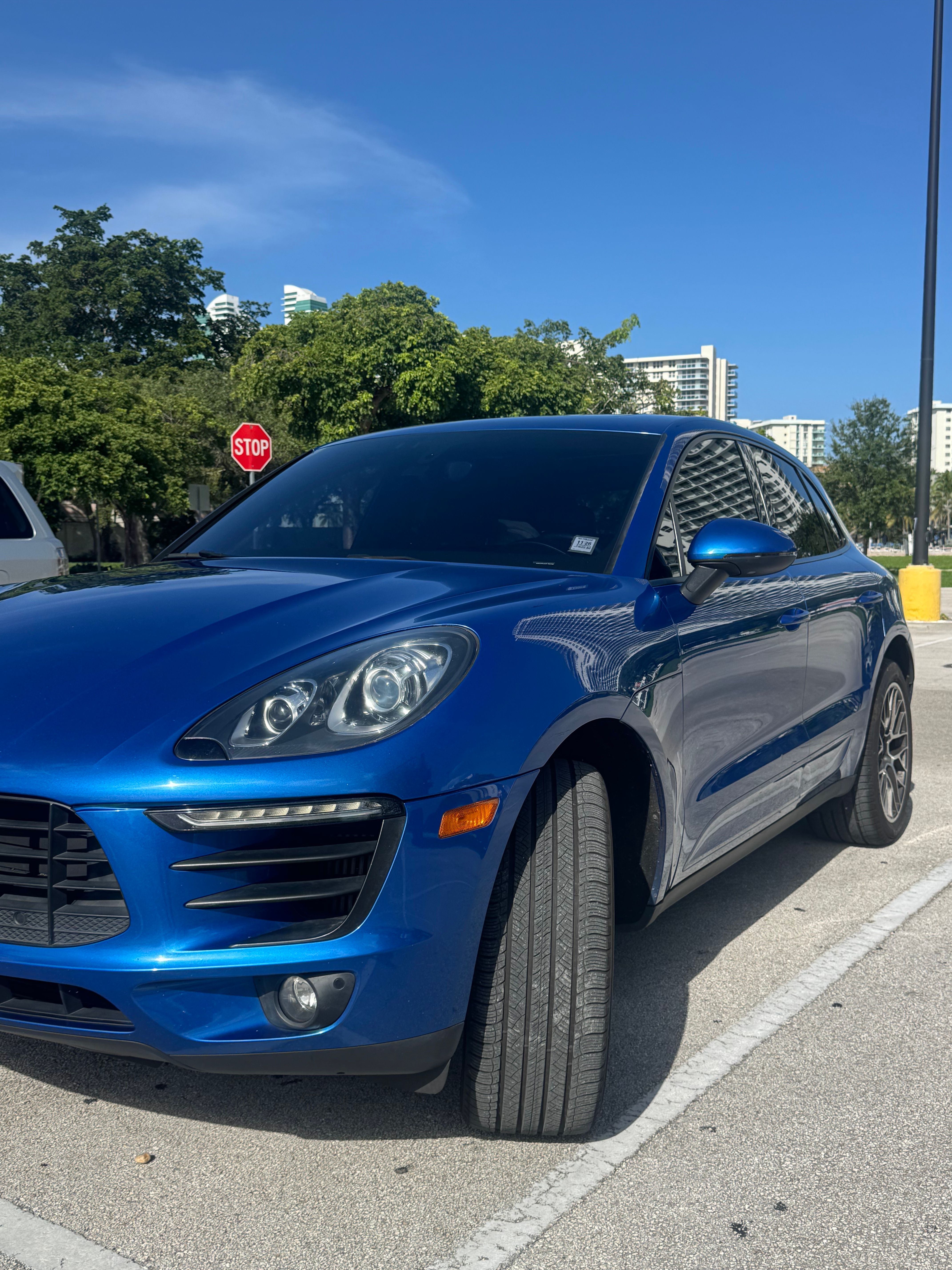 Used 2015 Porsche Macan S AWD/4WD image 2