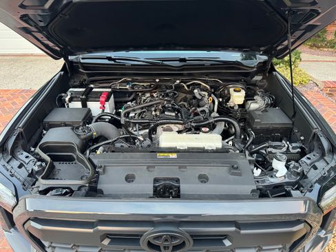 Used 2025 Toyota Tacoma TRD Sport image 20