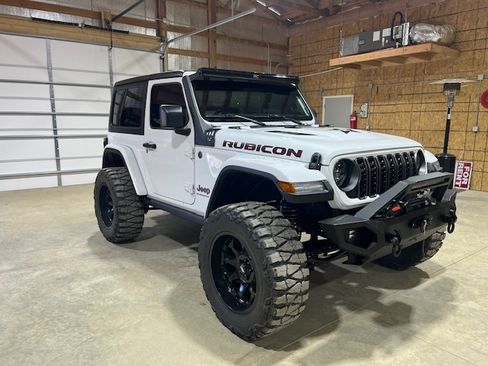 Used 2025 Jeep Wrangler Rubicon w/ Safety Group image 1