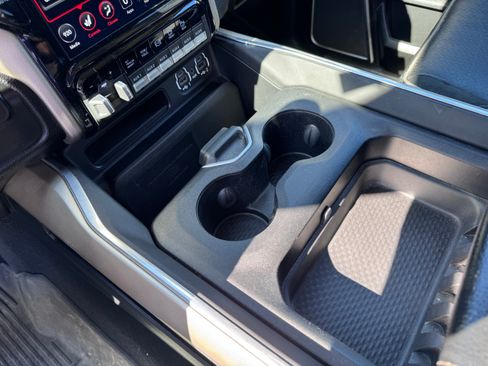 Used 2021 RAM 3500 Laramie image 20