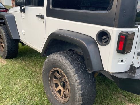 Used 2013 Jeep Wrangler Sport image 6