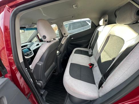 Used 2018 Chevrolet Bolt LT image 6