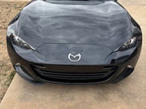 Used 2019 MAZDA MX-5 Miata Sport image 4
