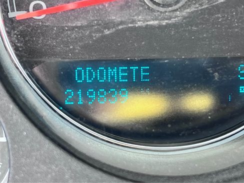 Used 2012 Chevrolet Silverado 2500 LTZ image 4