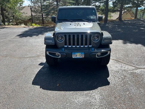 Used 2023 Jeep Wrangler Unlimited Sahara w/ Cold Weather Group AWD/4WD image 2