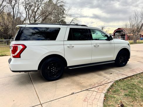 Used 2020 Ford Expedition Max XLT w/ Equipment Group 202A image 4