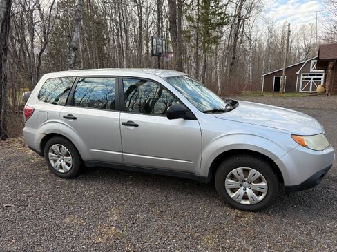 Used 2009 Subaru Forester 2.5X AWD/4WD image 4