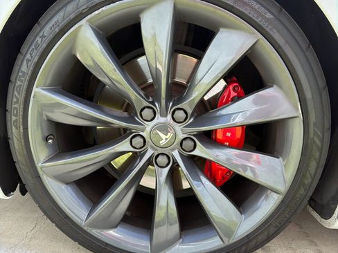 Used 2017 Tesla Model S P100D AWD/4WD image 14