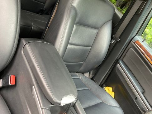 Used 2011 Mercedes-Benz ML 350 BlueTEC 4MATIC image 9