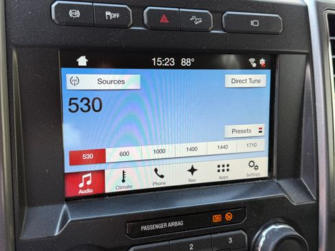 Used 2019 Ford F250 XLT w/ XLT Premium Package AWD/4WD image 9