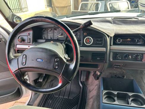 Used 1993 Ford Bronco AWD/4WD image 14