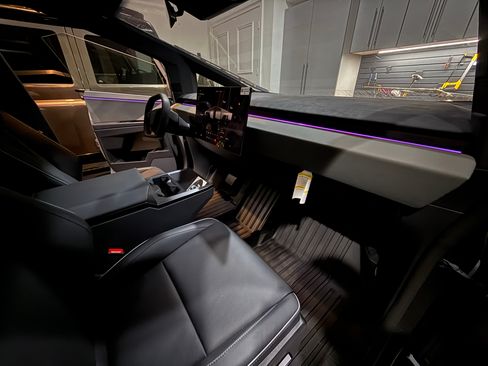 Used 2024 Tesla Cybertruck Cyberbeast image 12