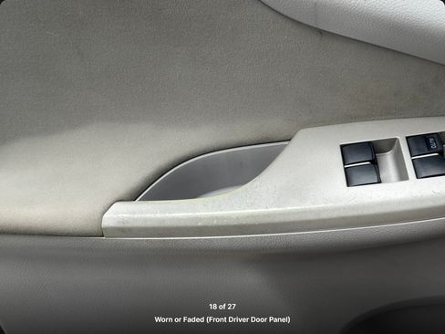 Used 2011 Toyota Corolla S image 20