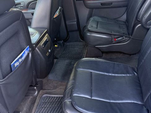 Used 2011 Chevrolet Suburban LT w/ Regional Value Package image 8