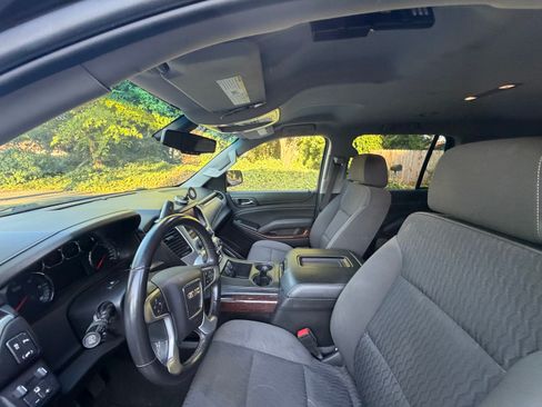 Used 2017 GMC Yukon SLE RWD image 13