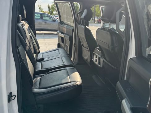 Used 2015 Ford F150 Lariat AWD/4WD image 16