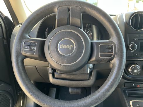 Used 2012 Jeep Patriot Sport w/ PWR Value Group FWD image 11