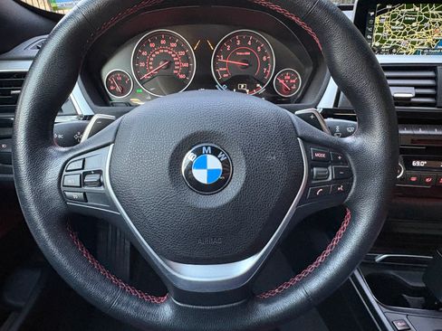 Used 2017 BMW 330i Gran Turismo xDrive image 13