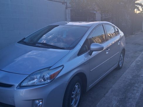 Used 2011 Toyota Prius Two image 11