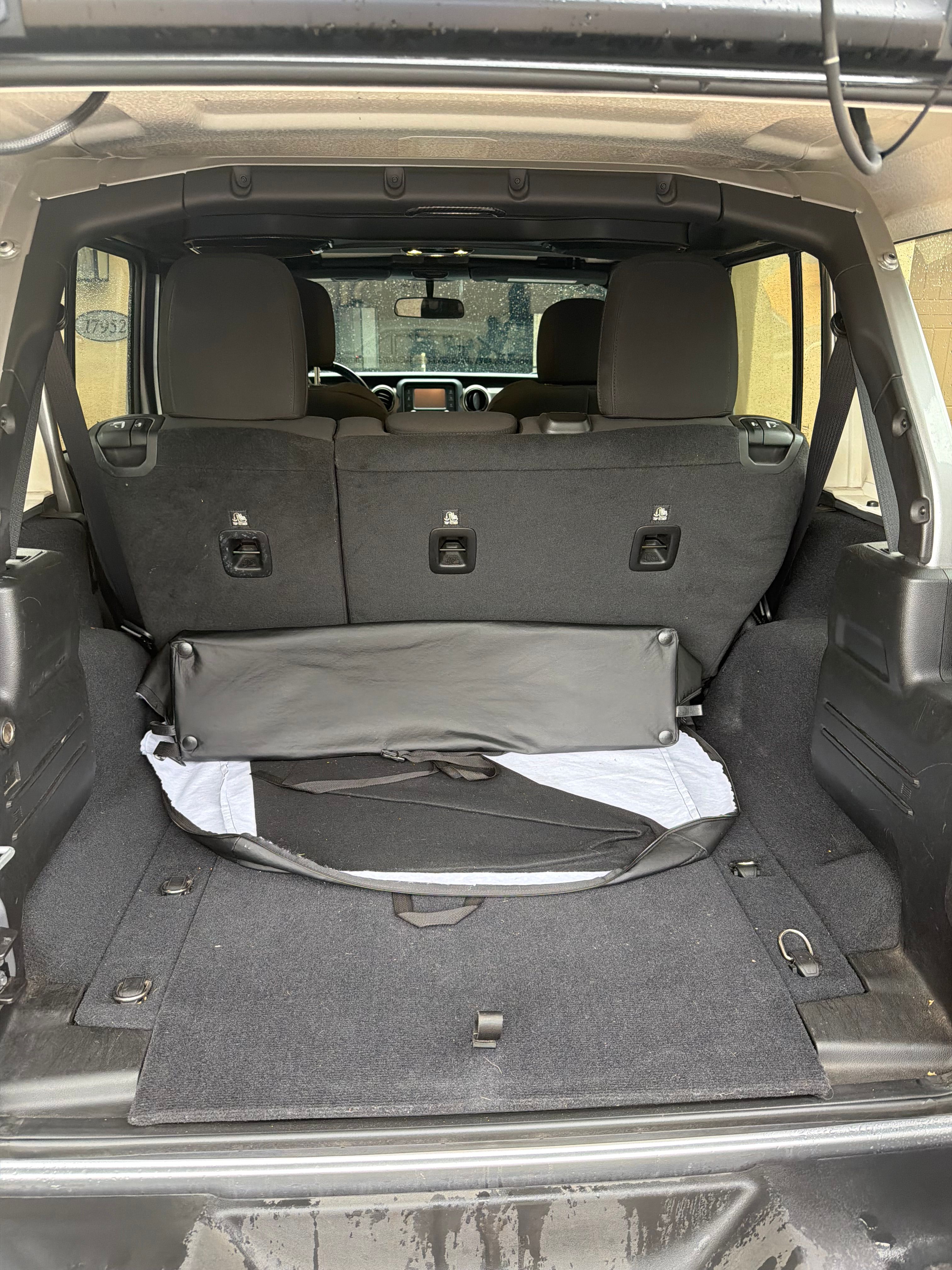 Used 2020 Jeep Wrangler Unlimited Sport S AWD/4WD image 9