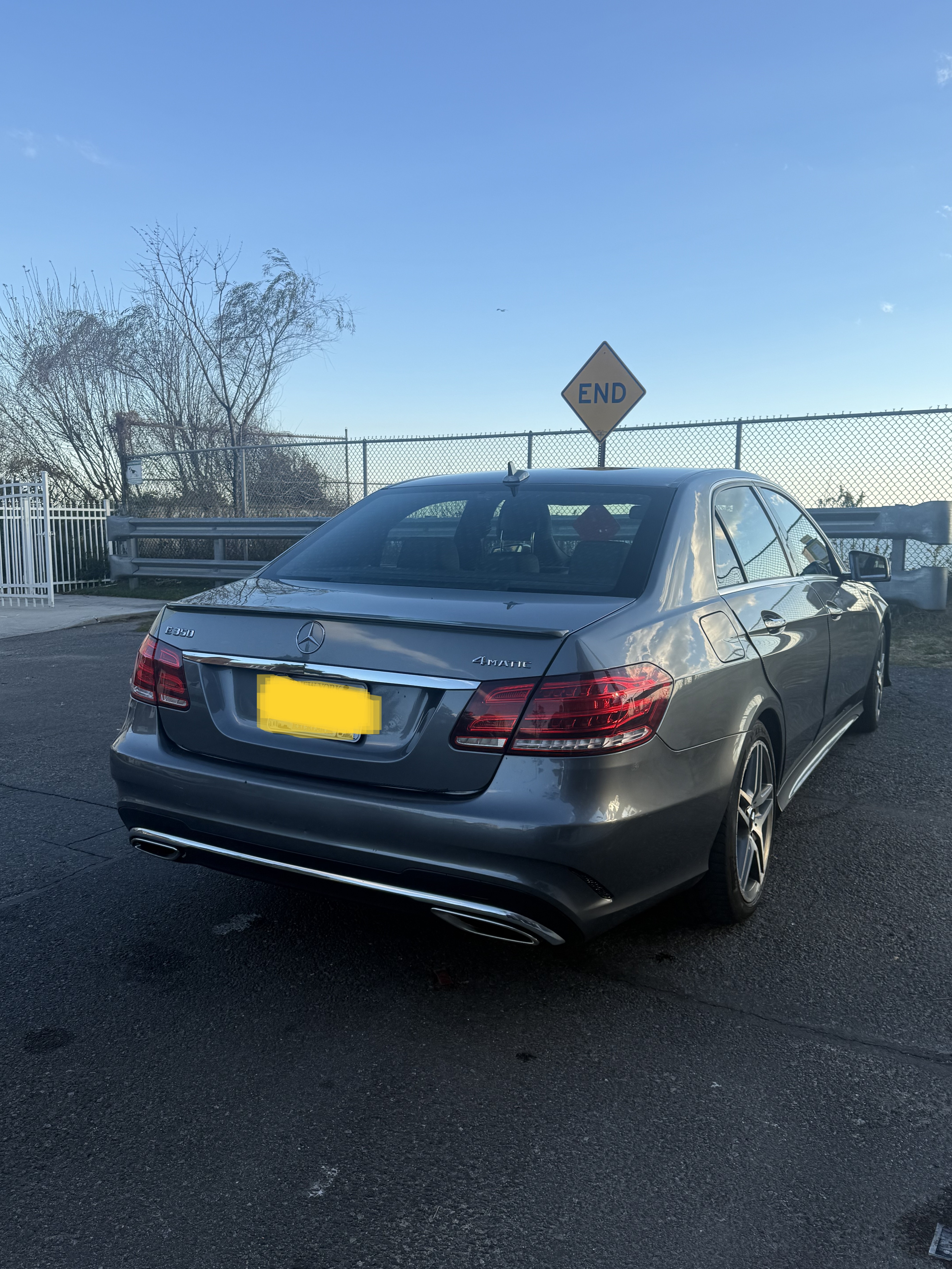 Used 2016 Mercedes-Benz E 350 4MATIC Sedan image 5