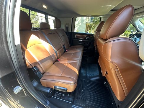 Used 2018 RAM 2500 Longhorn w/ Convenience Group image 13
