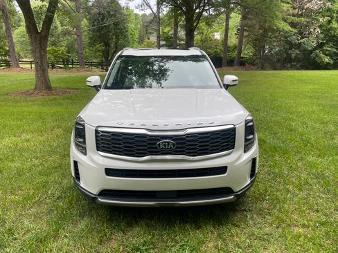 Used 2020 Kia Telluride S FWD image 15