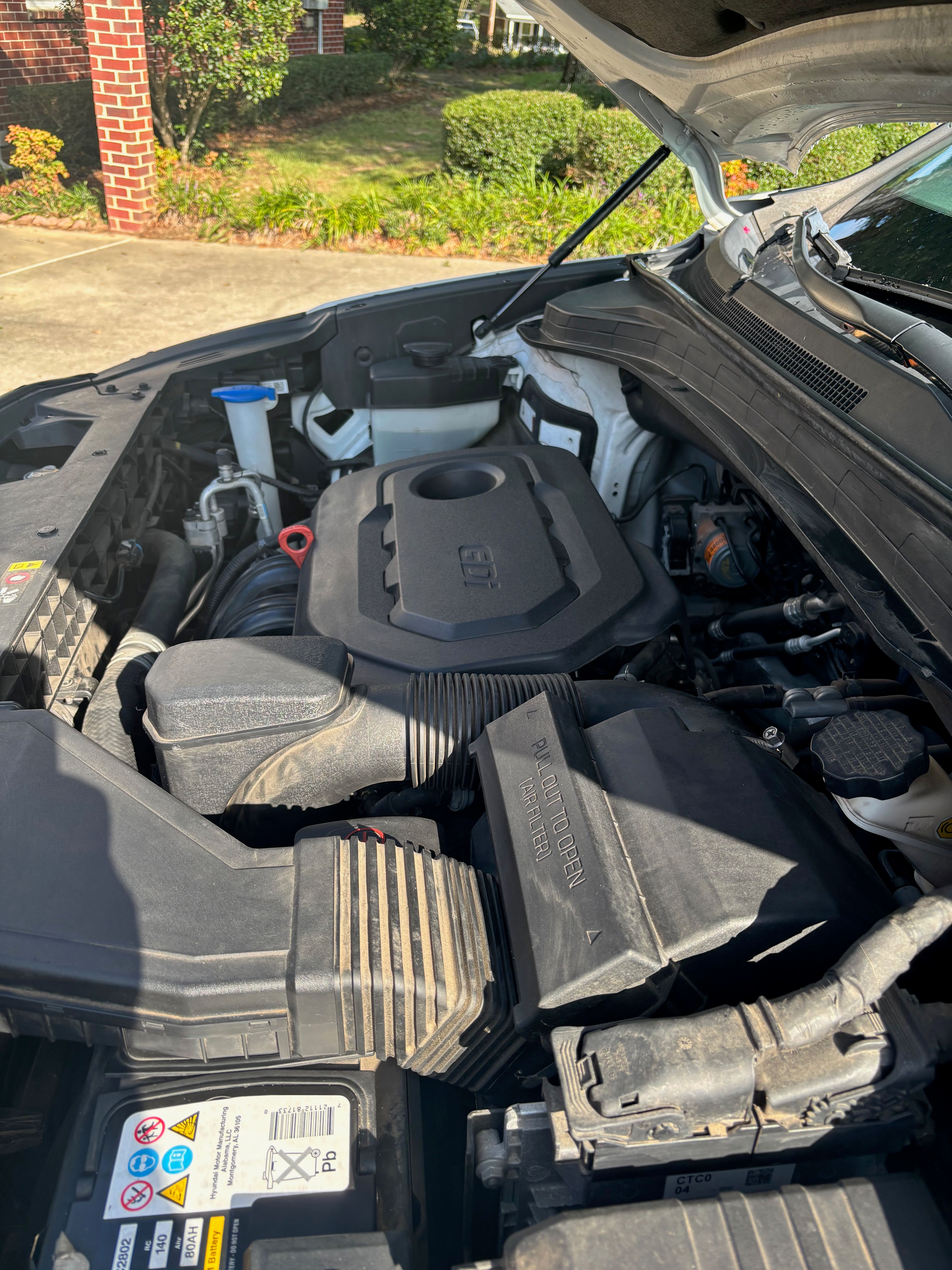 Used 2019 Hyundai Santa Fe SEL FWD image 18