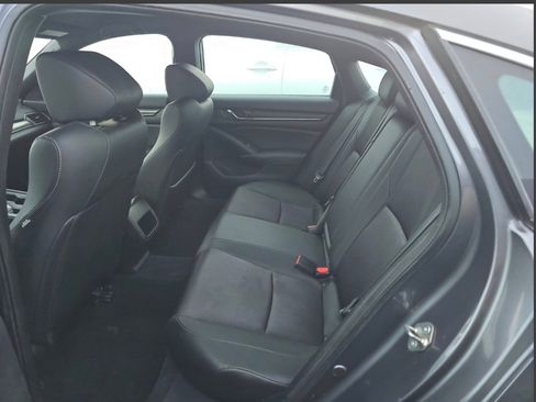 Used 2019 Honda Accord Sport image 11