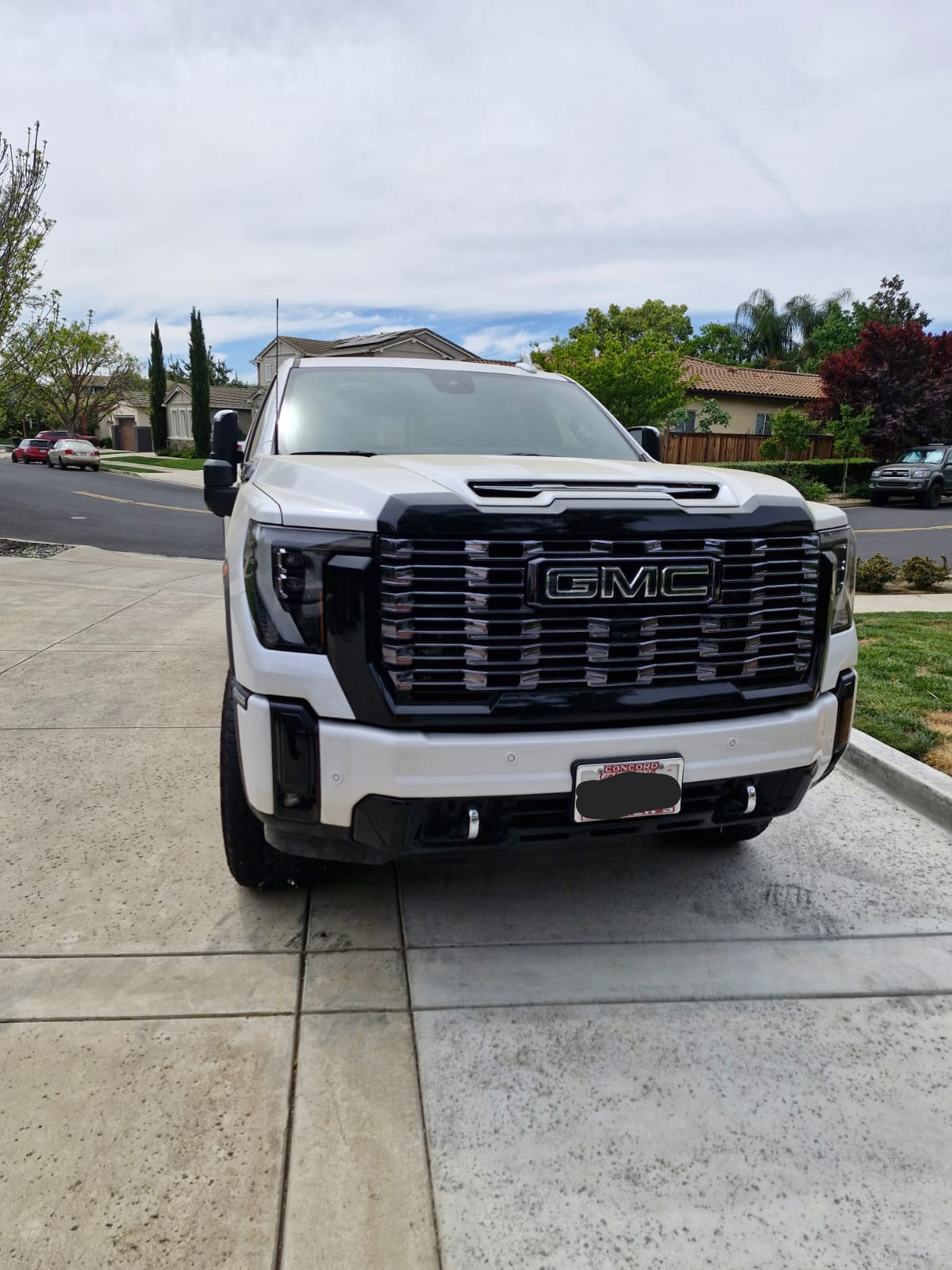 Used 2025 GMC Sierra 2500 Denali Ultimate w/ Max Trailering Package AWD/4WD image 2