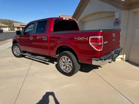 Used 2013 Ford F150 XLT w/ Mid Equipment Group image 4