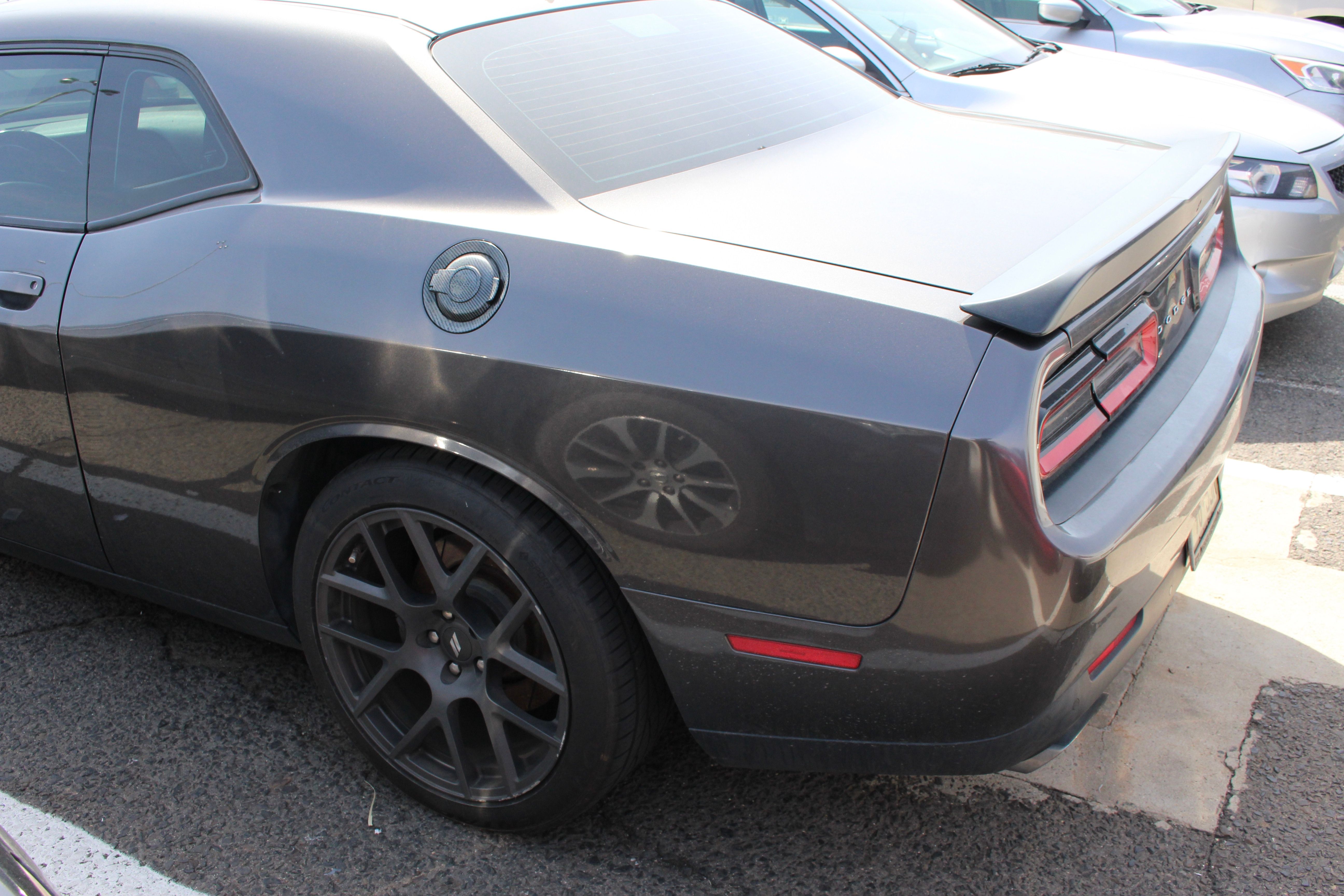 Used 2018 Dodge Challenger R/T Scat Pack w/ Leather Interior Group RWD image 17