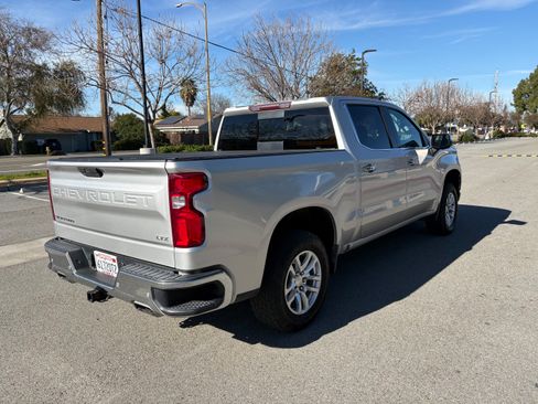 Used 2019 Chevrolet Silverado 1500 LTZ w/ LTZ Plus Package image 2