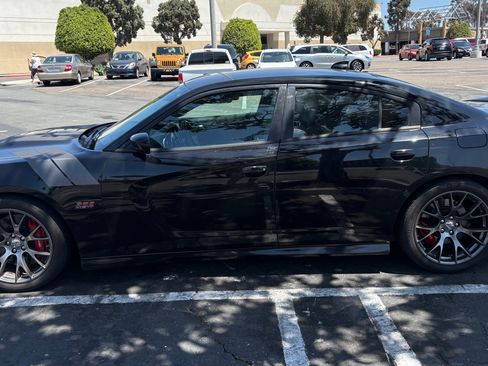 Used 2015 Dodge Charger SRT w/ Harman/Kardon Audio Group RWD image 5