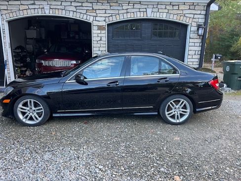 Used 2012 Mercedes-Benz C 300 4MATIC Sedan image 8