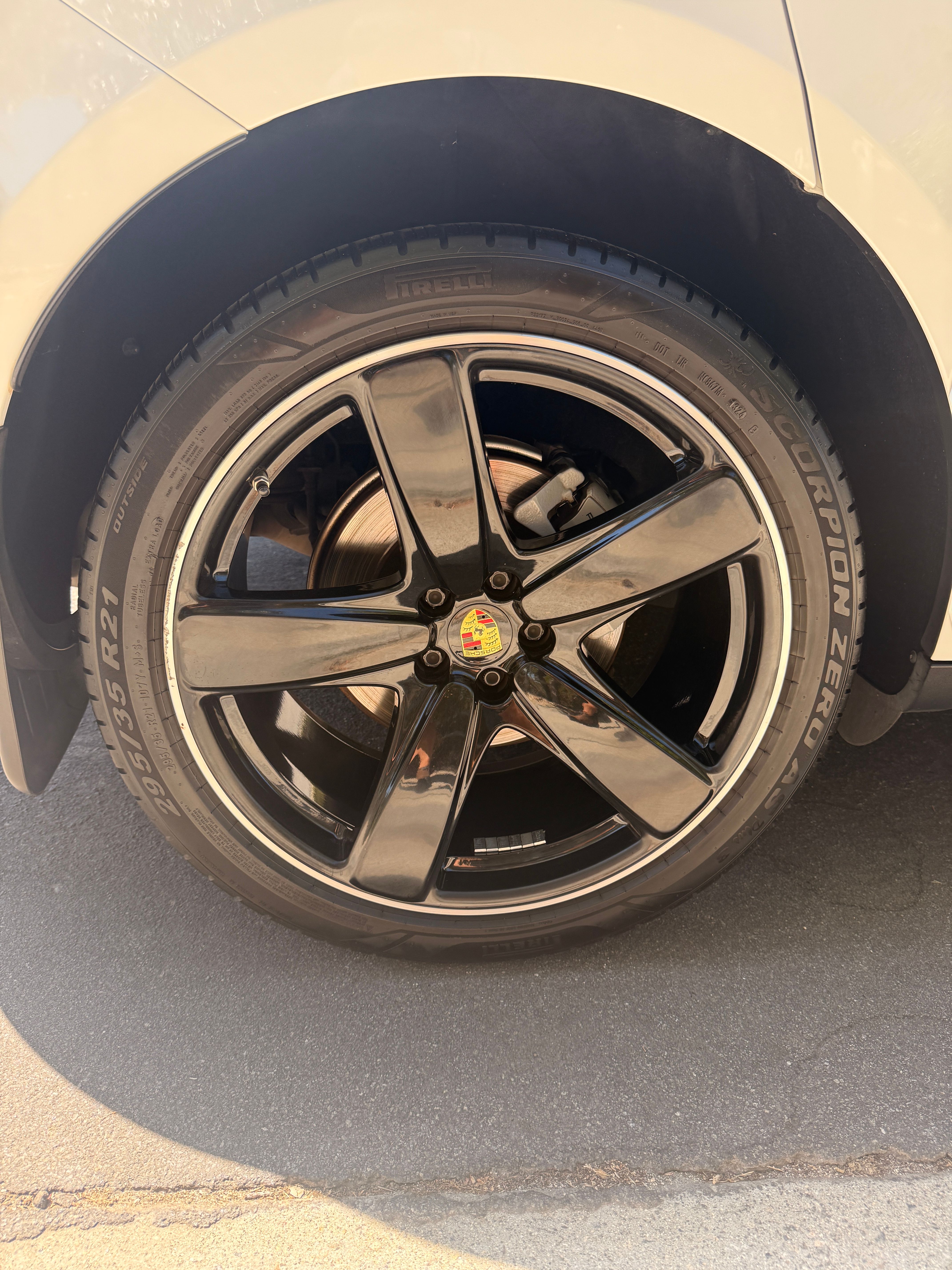 Used 2018 Porsche Macan S AWD/4WD image 15